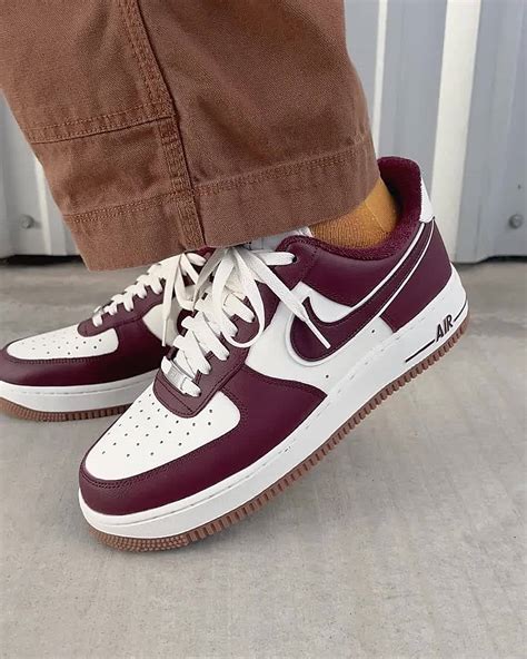 nike air force met rood|Nike Air Force 1 lv8.